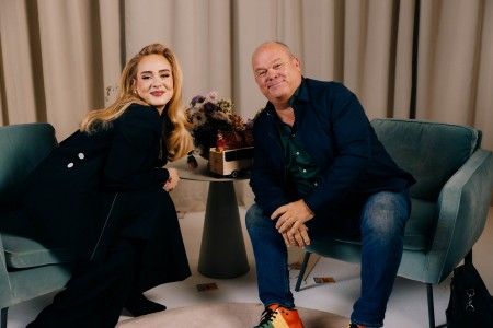 Kijktip: Adele openhartig in interview met Paul de Leeuw